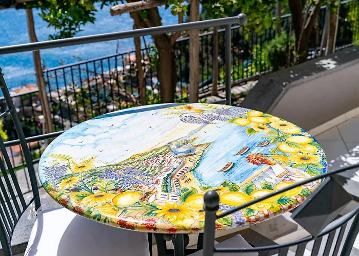 Foglia Ξενοδοχείο με διαμερίσματα 4*