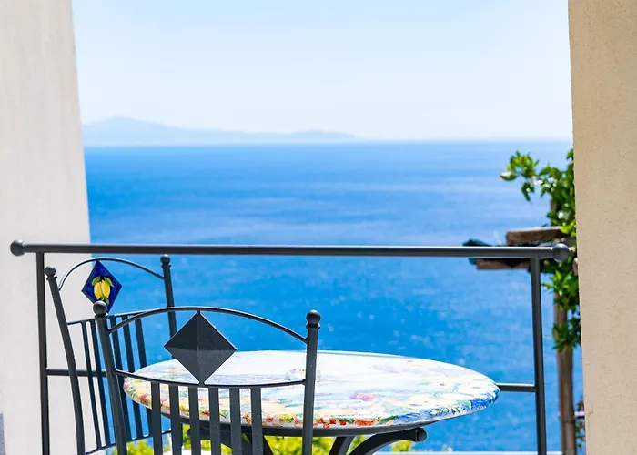 Ξενοδοχείο με διαμερίσματα Foglia 4*