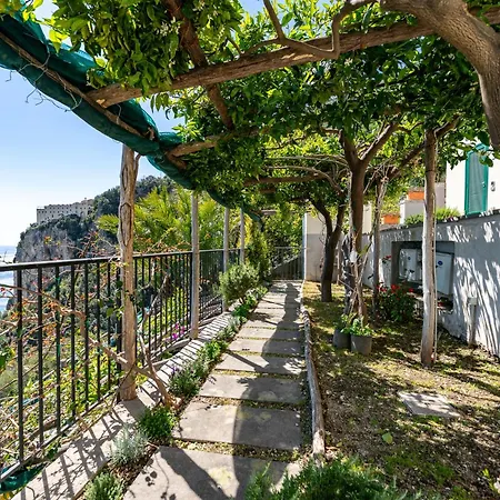 Aparthotel Foglia 2*