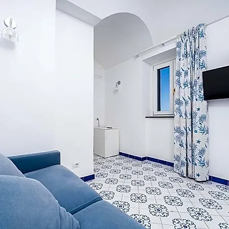 Foglia Ξενοδοχείο με διαμερίσματα 4*