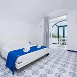 Foglia Aparthotel 4*